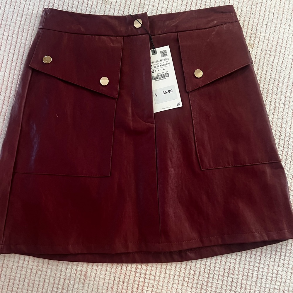 Zara faux leather skirt- never worn